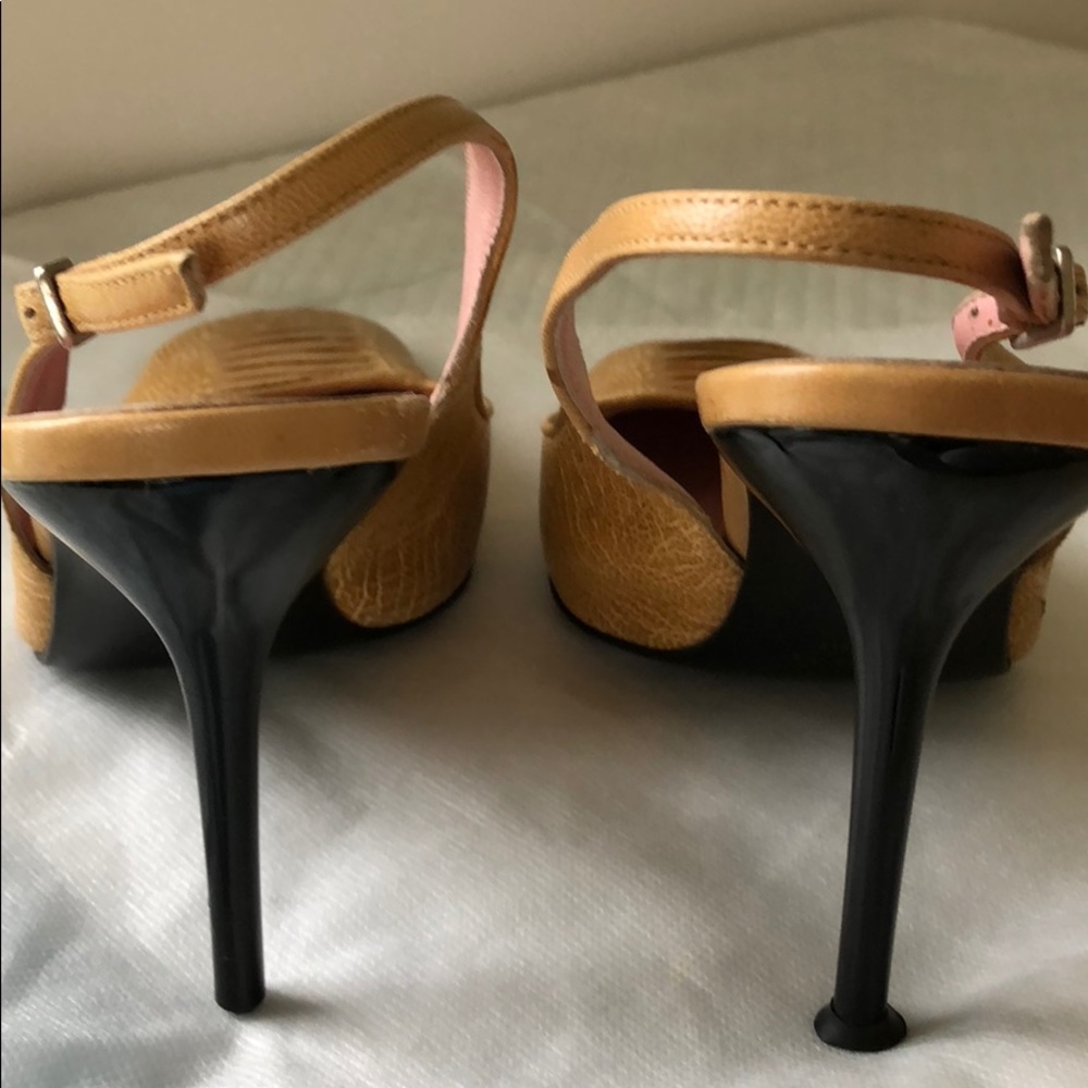 Shoes - Picture 3 of 4